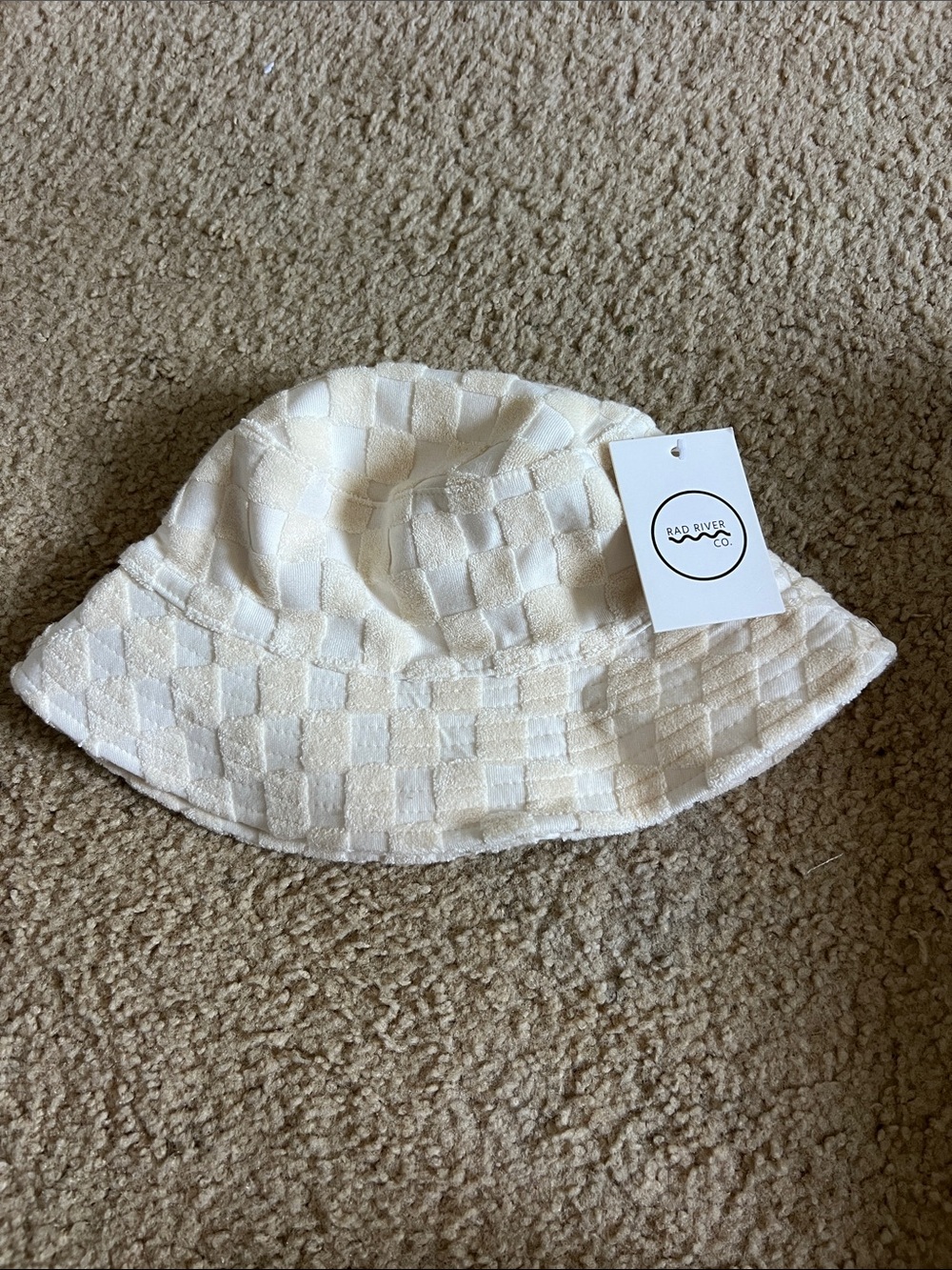 NWT Rad River Co. Kids Cream Checkerboard Bucket Hat
